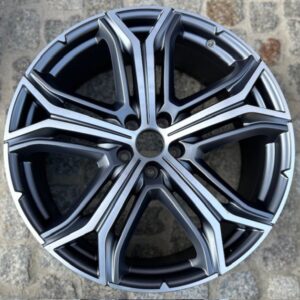 FELGI MASERATI LEVANTE 21'' 670163562,670163576 NOWE